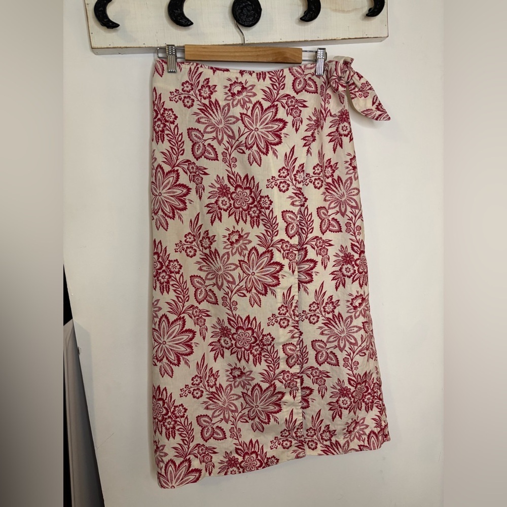 Tommy Hilfiger Linen Floral Wrap Skirt in Red and Cream